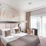 Różany Gaj - Destigo 4*