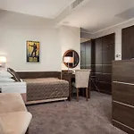 Rozany Gaj - Destigo Otel 4*