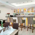 Hotel Różany Gaj - Destigo