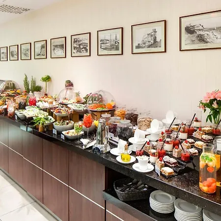 Rozany Gaj - Destigo Hotel