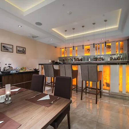 Rozany Gaj - Destigo Hotel