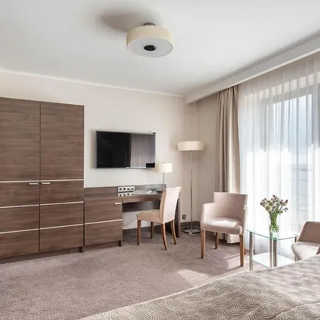 Różany Gaj 4* Gdynia