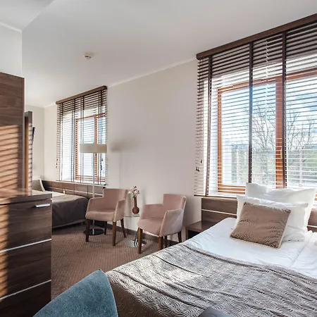 Różany Gaj Hotel 4*