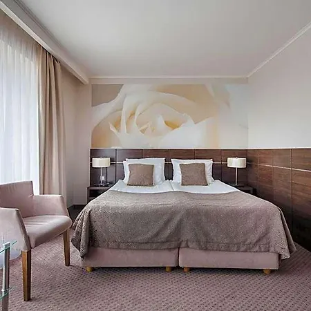 Rozany Gaj - Destigo Otel Gdynia
