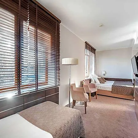 Rozany Gaj - Destigo 4* Gdynia