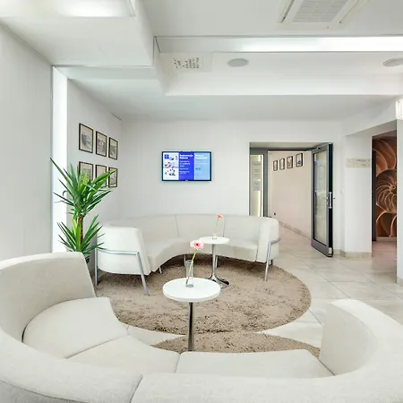 Rozany Gaj - Destigo Otel