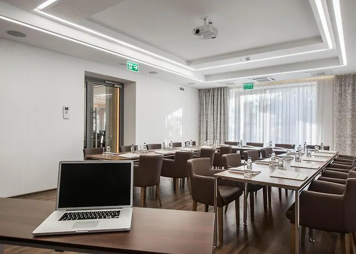 Rozany Gaj - Destigo Hotell