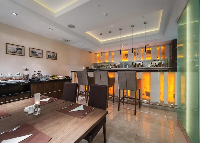 Rozany Gaj - Destigo Hotel